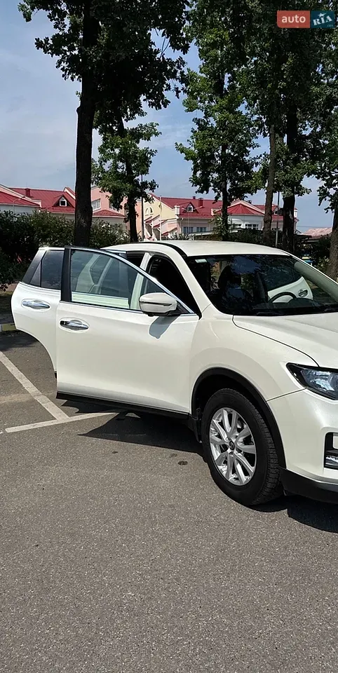 Nissan X-Trail 2017 photo 2
