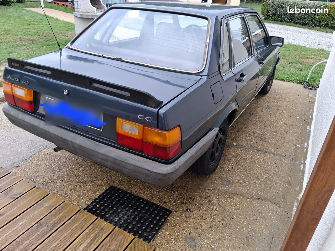Audi 80 1984 photo 2