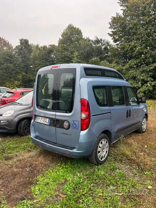 Fiat Doblò 2011 photo 2