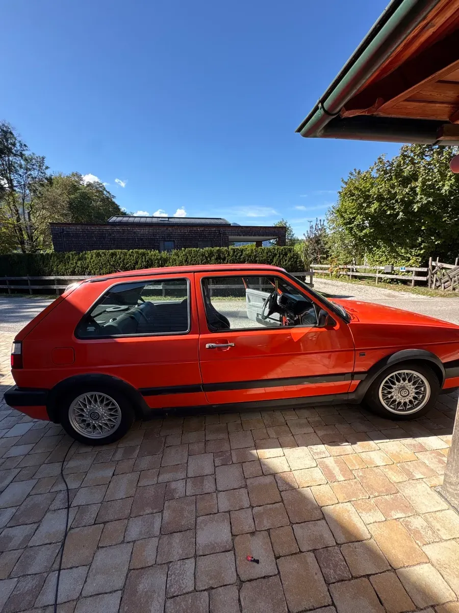 Volkswagen Golf 1987 photo 2