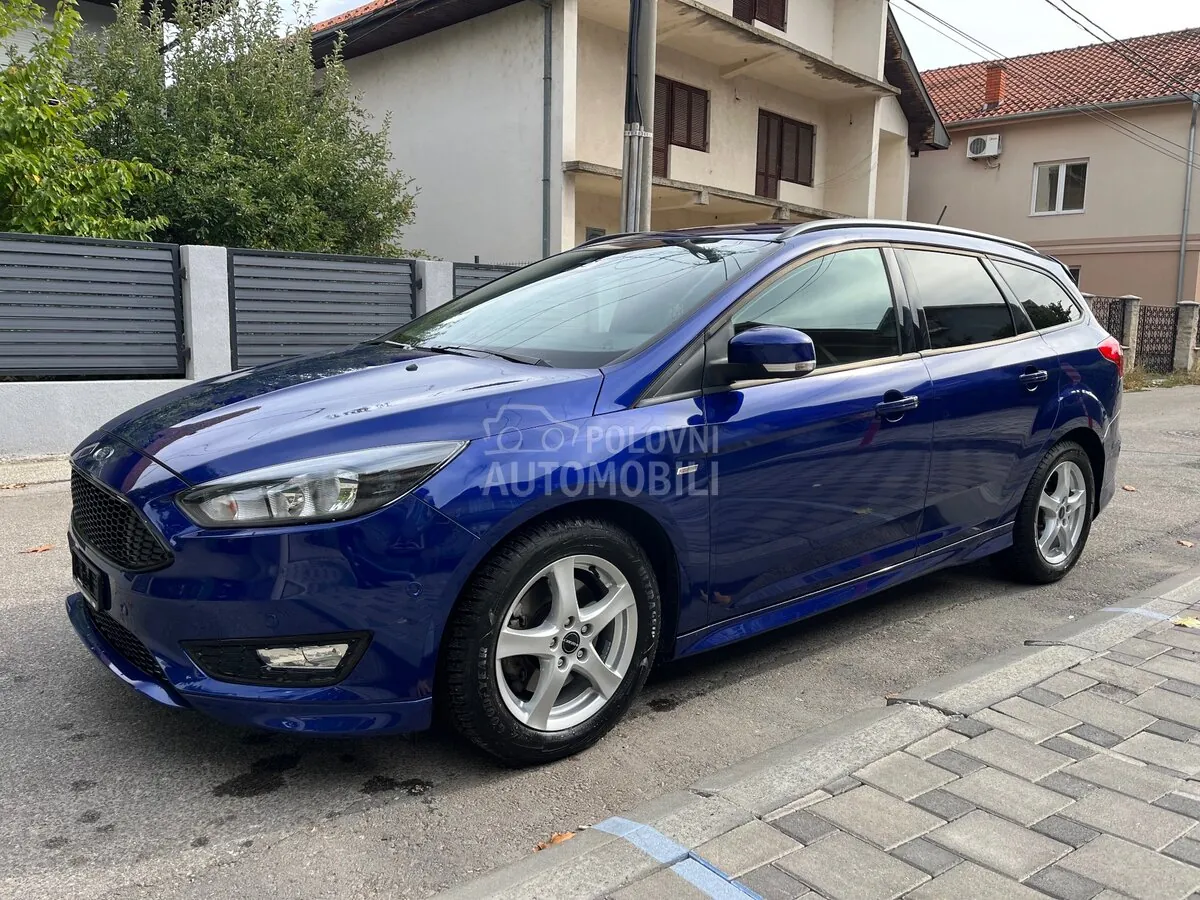 Ford Focus 2018 photo 2