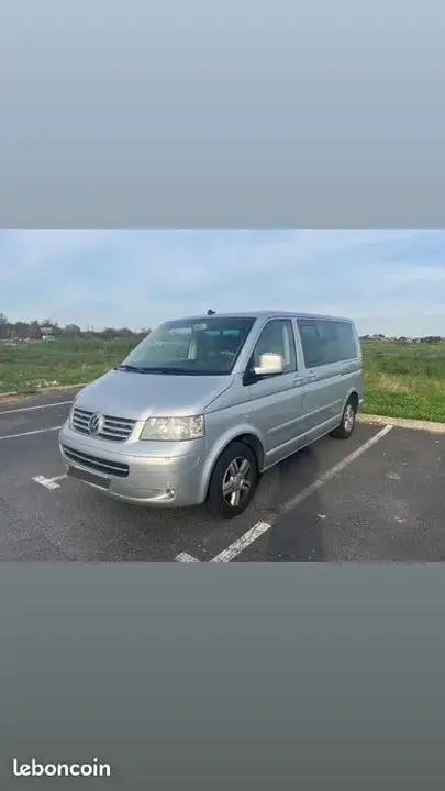 Volkswagen Multivan 2004 photo 2