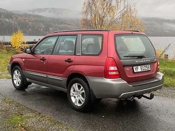 Subaru Forester 2004 photo 4