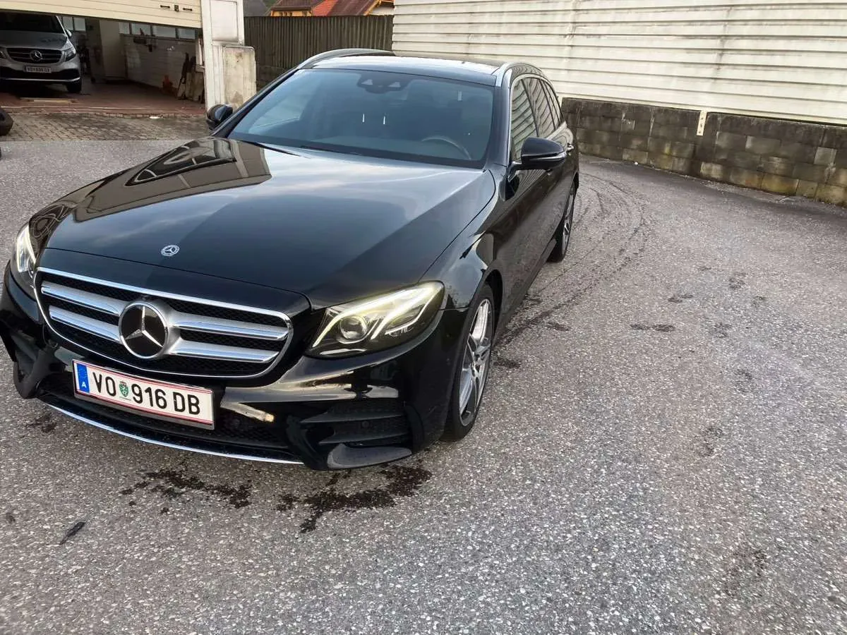 Mercedes-Benz E-Class 2017 photo 3
