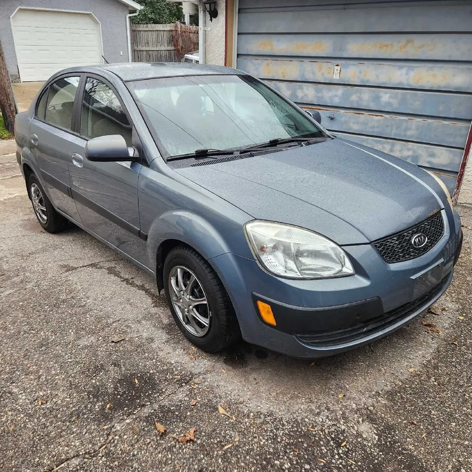Kia Rio 2007 photo 2