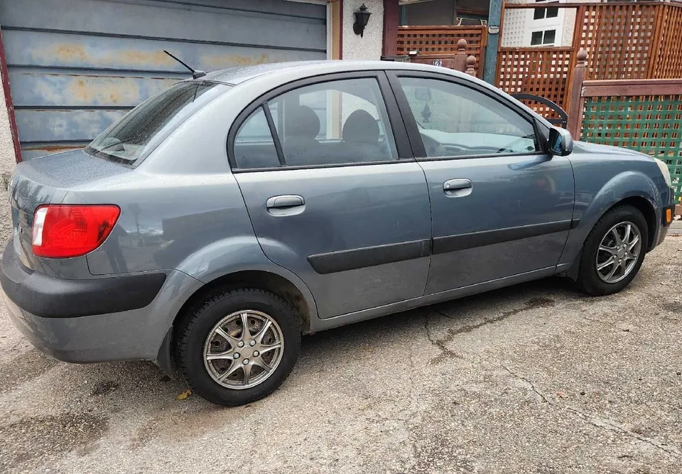 Kia Rio 2007 photo 5