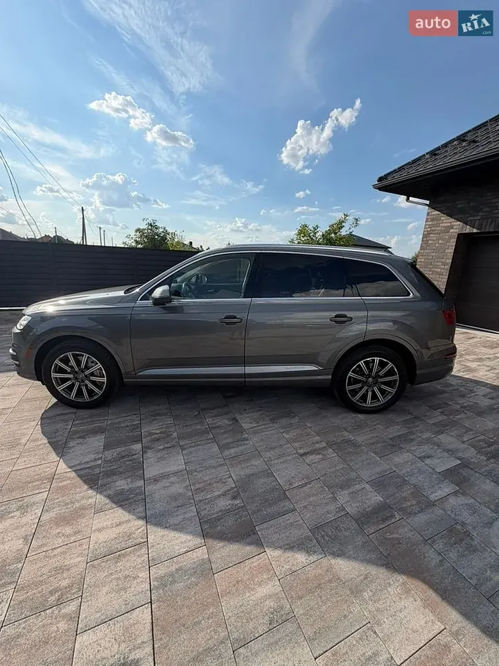 Audi Q7 2017 photo 3