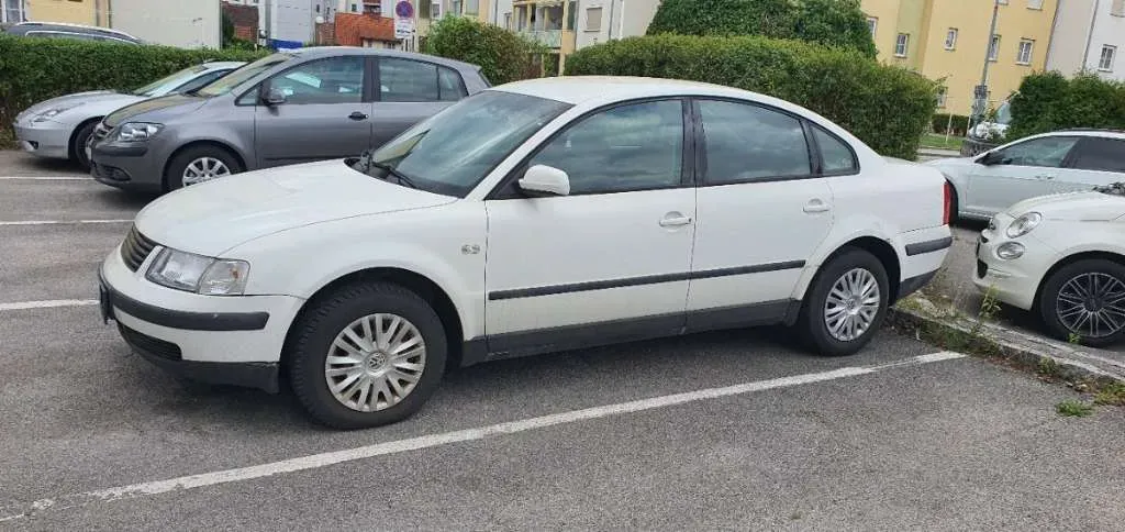 Volkswagen Passat 1998 photo 2