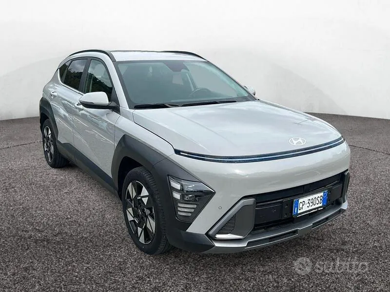 Hyundai Kona 2023 photo 2