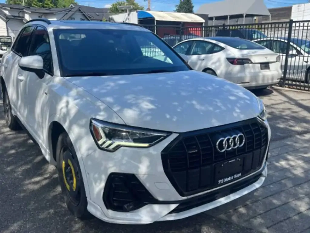 Audi Q3 2020 photo 3