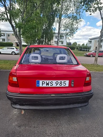 Opel Astra 1993 photo 3