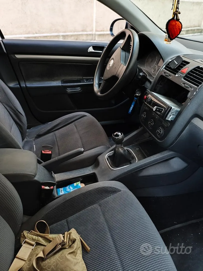 Volkswagen Golf 2008 photo 2