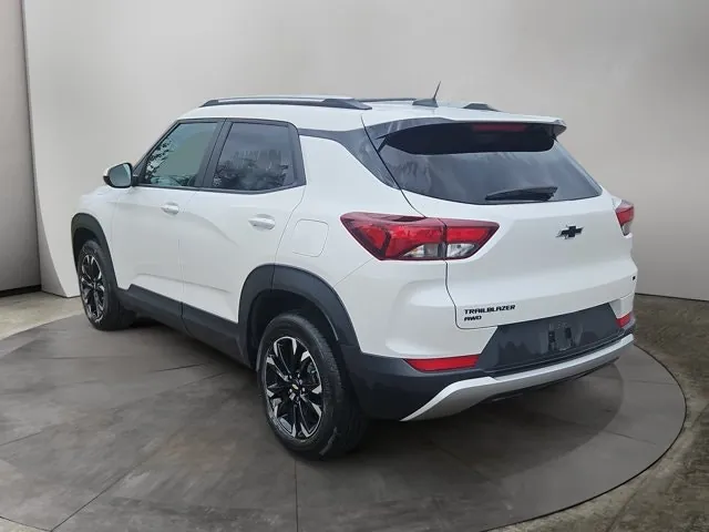 Chevrolet Trailblazer 2023 photo 3