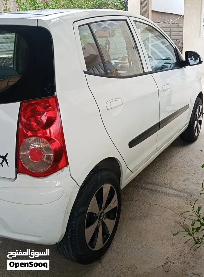 Kia Picanto 2011 photo 4