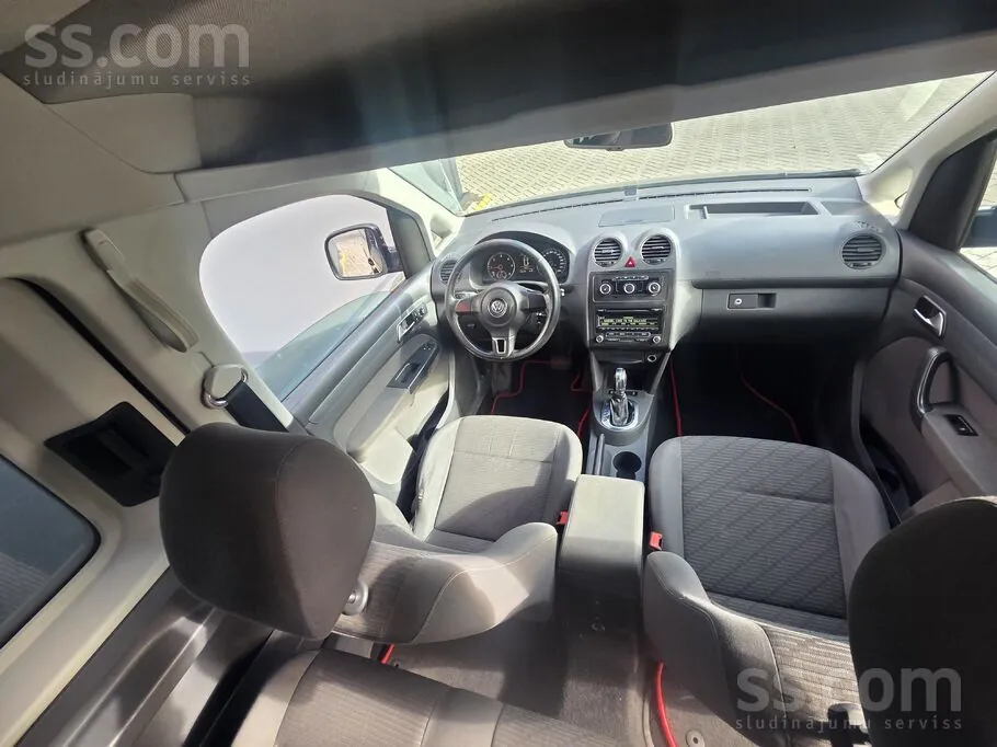 Volkswagen Caddy Maxi 2012 photo 5