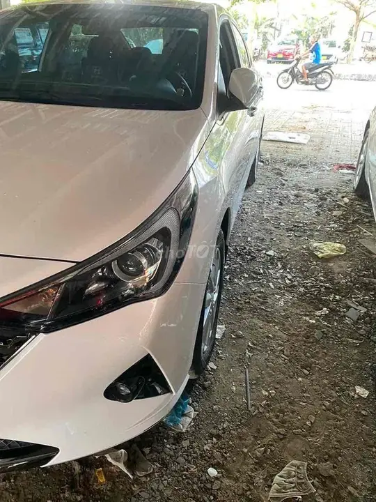 Hyundai Accent 2023 photo 2