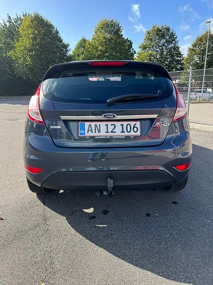 Ford Fiesta 2014 photo 4