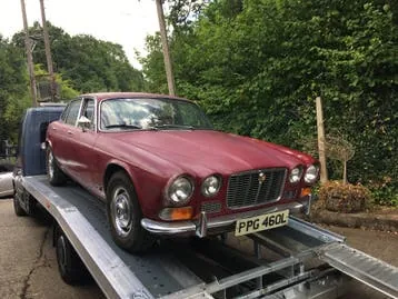Jaguar Xj6