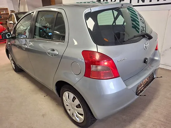 Toyota Yaris 2008 photo 5