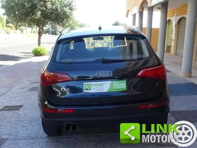 Audi Q5 2010 photo 5