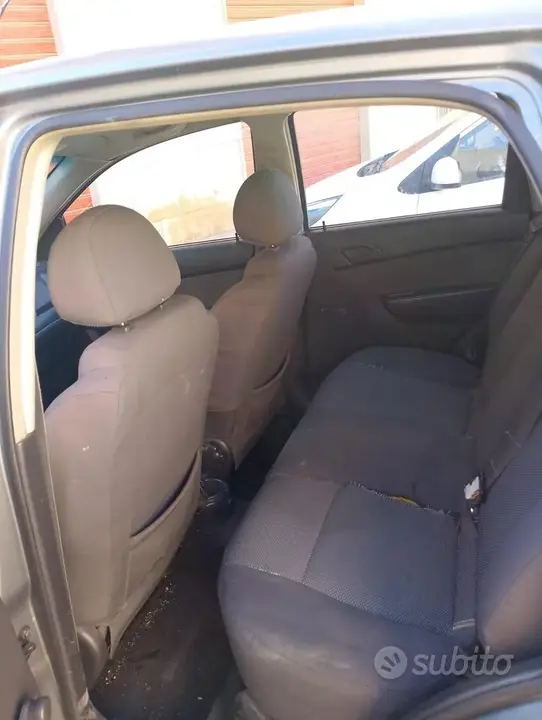 Chevrolet Aveo 2009 photo 4