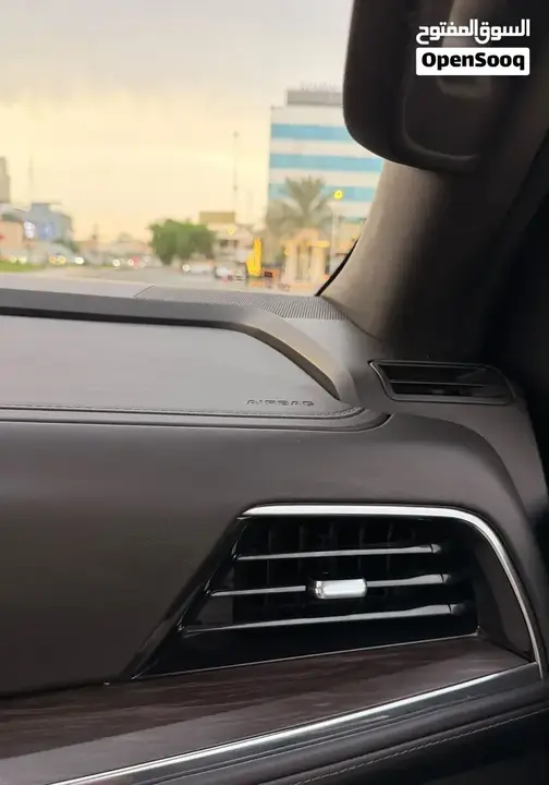 Chevrolet Tahoe 2025 photo 3