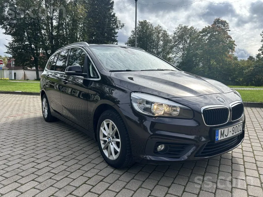 BMW 216D Grand Tourer 2015 photo 2