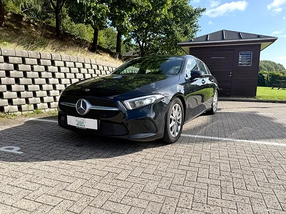 Mercedes-Benz A200