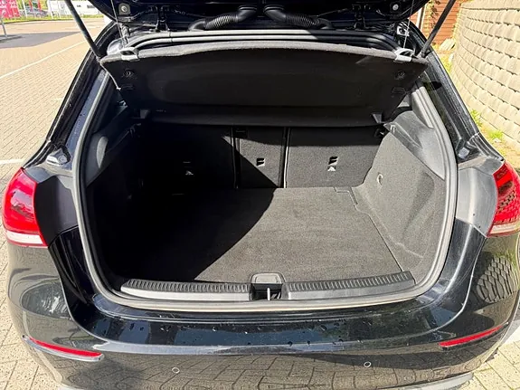 Mercedes-Benz A200 2018 photo 5