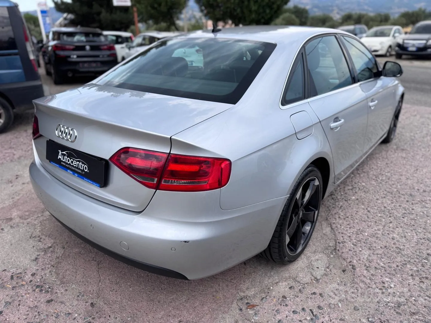 Audi A4 2008 photo 2