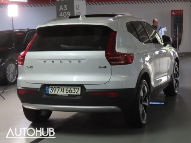 Volvo Xc40 2023 photo 3