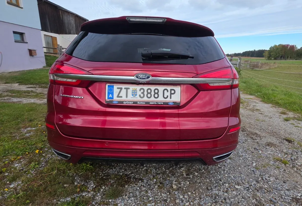 Ford Mondeo 2018 photo 2