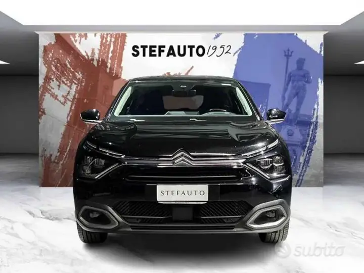 Citroen C4 2022 photo 2