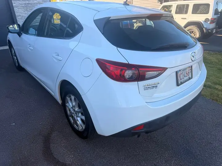 Mazda 3 2014 photo 4