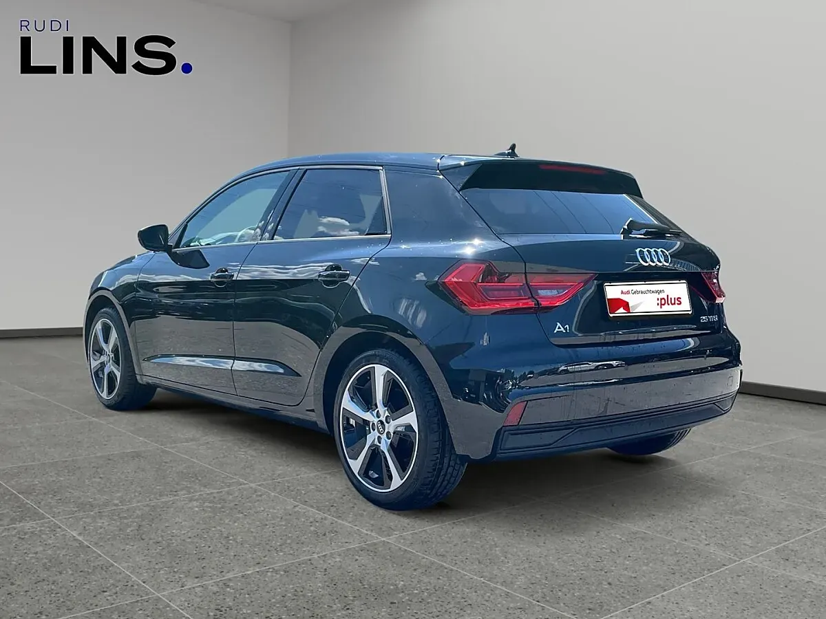 Audi A1 2026 photo 3