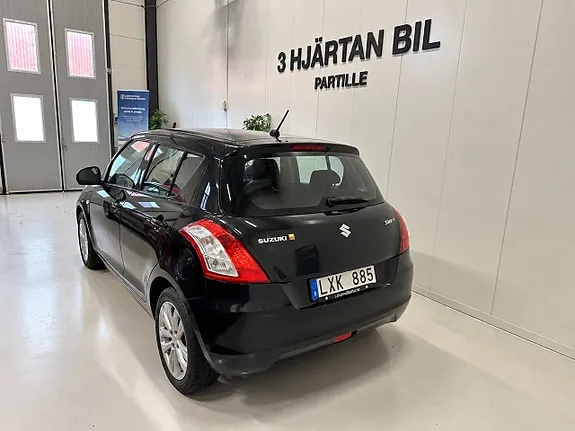 Suzuki Swift 2013 photo 3