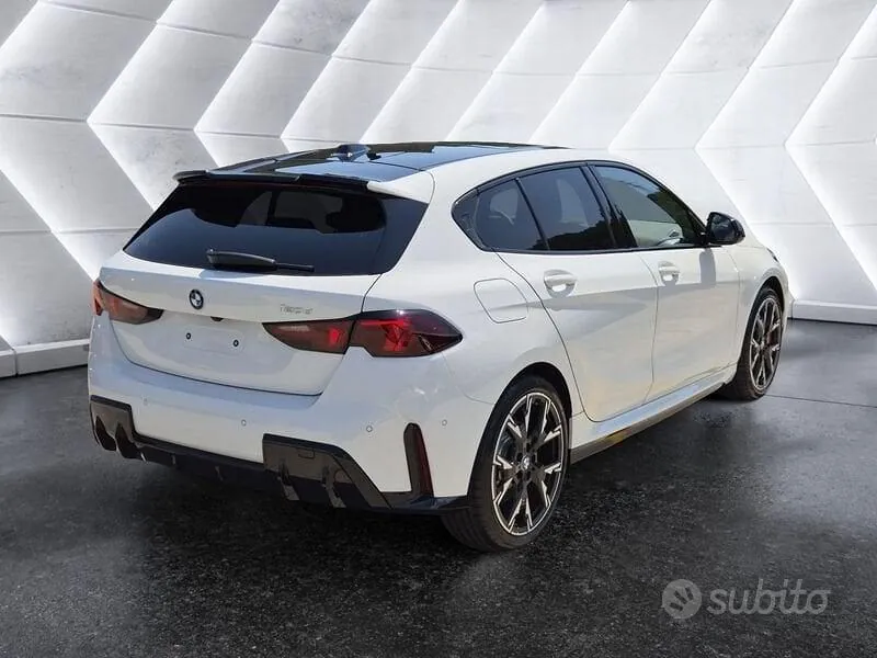 BMW 1 Series 2026 photo 4