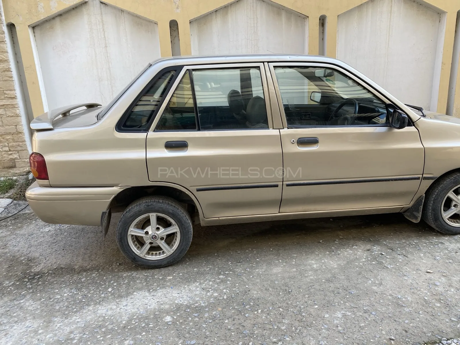 Kia Classic