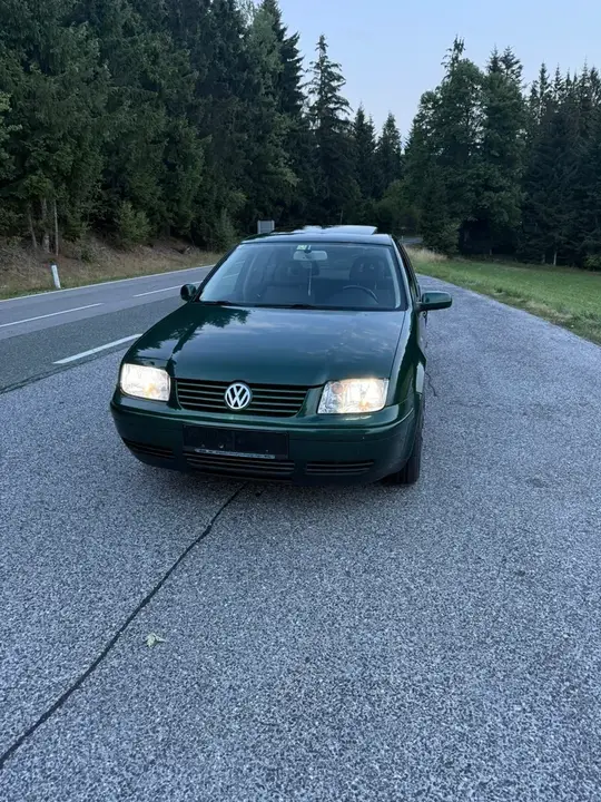 Volkswagen Bora 2001 photo 2