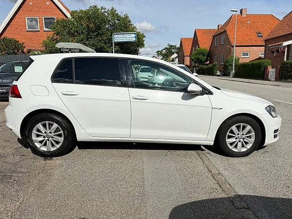 Volkswagen Golf Vii 2016 photo 2