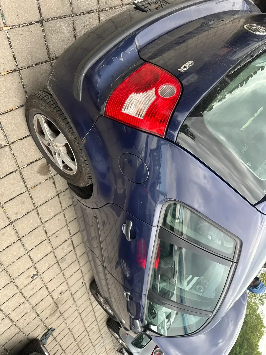 Volkswagen Polo 2003 photo 2