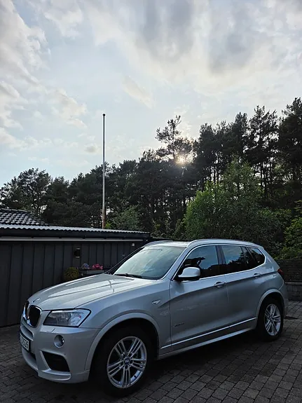 BMW X3 2012 photo 3