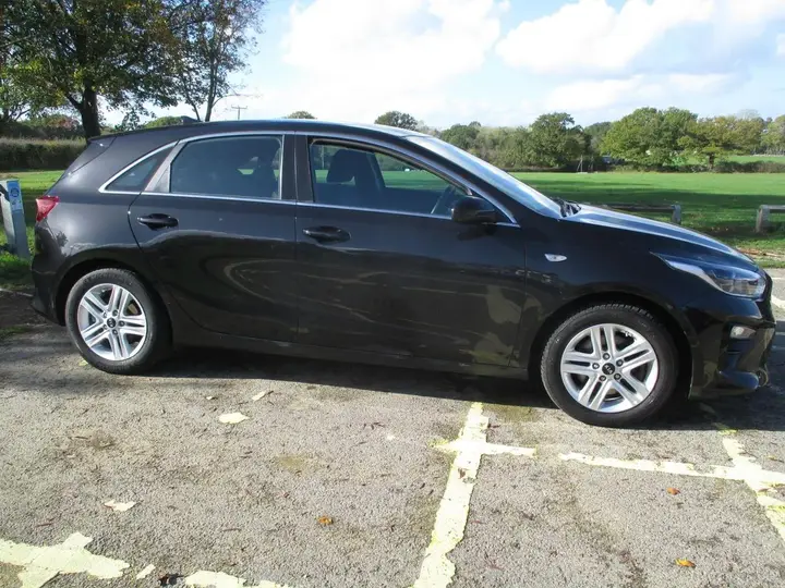 Kia Ceed 2019 photo 5