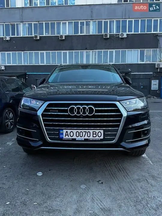 Audi Q7