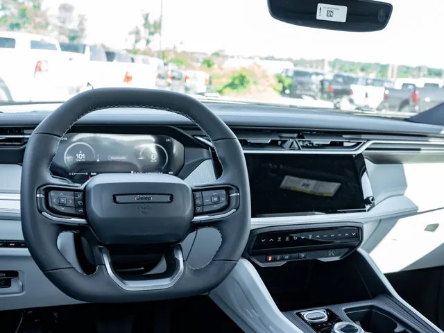 Jeep Cherokee 2026 photo 3