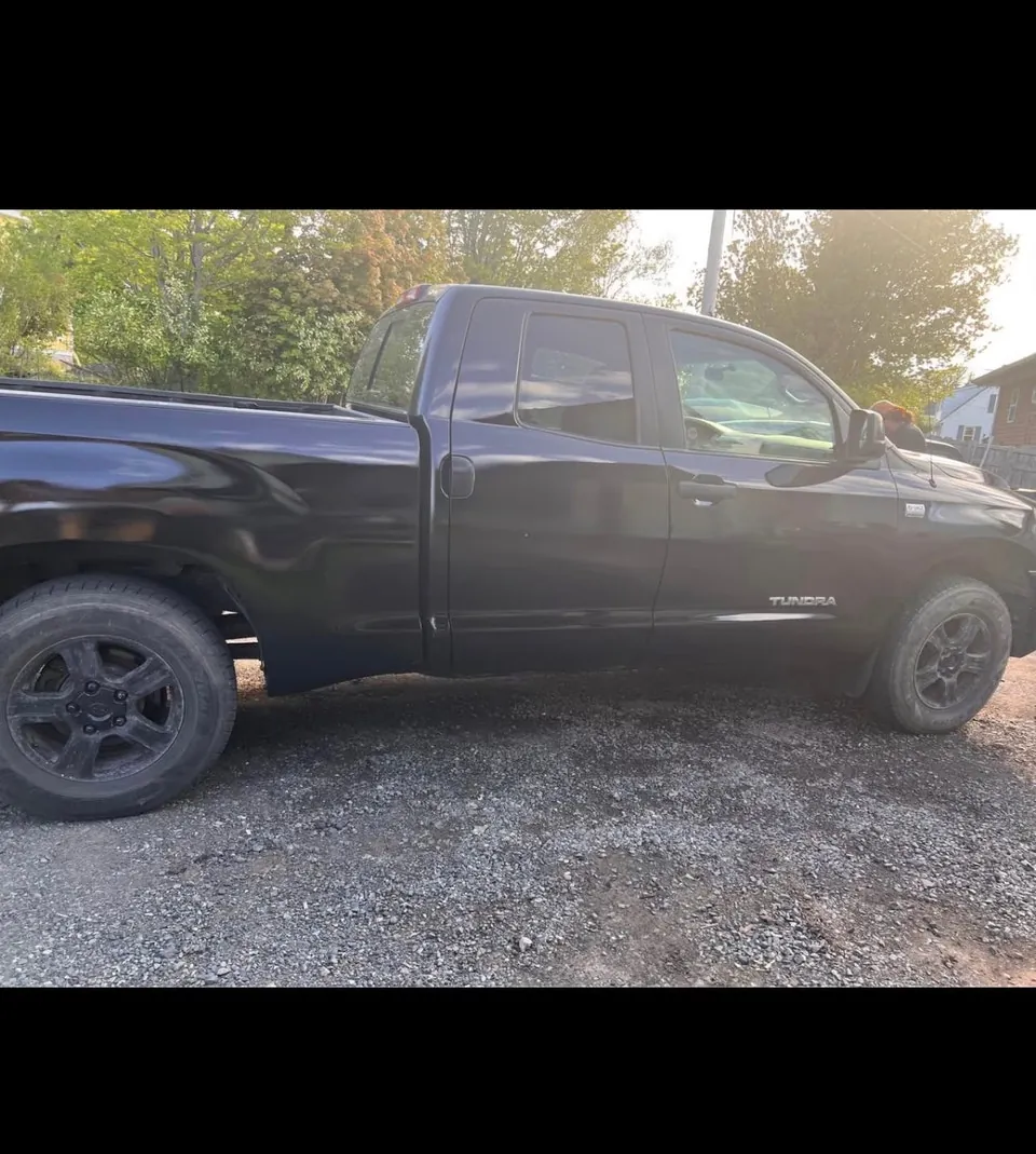 Toyota Tundra 2009 photo 2