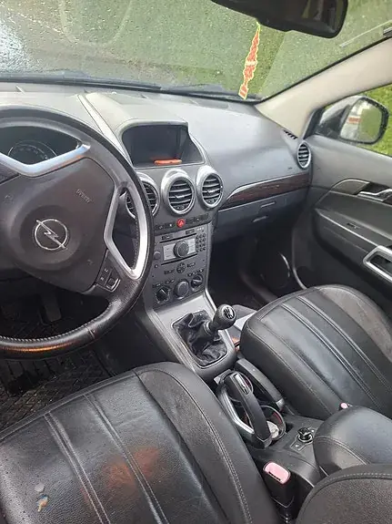 Opel Antara 2008 photo 2