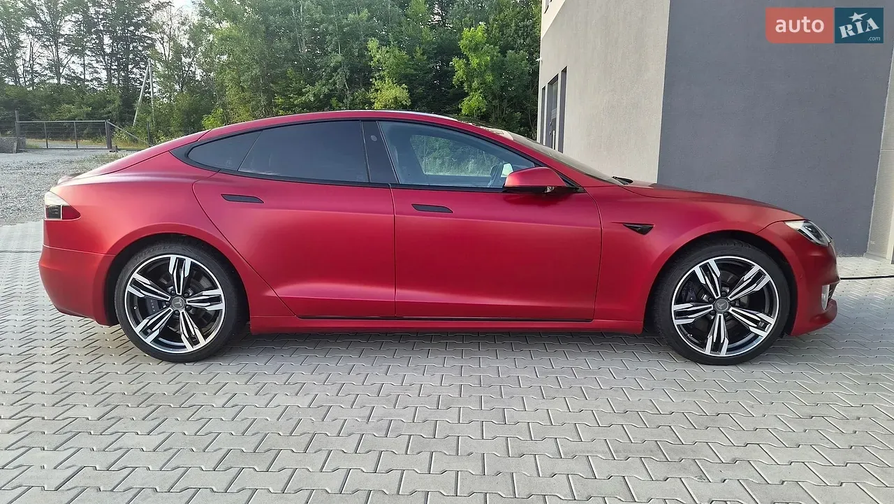 Tesla Model S 2020 photo 5