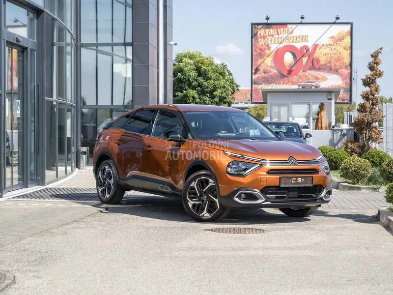 Citroen C4 2022 photo 2