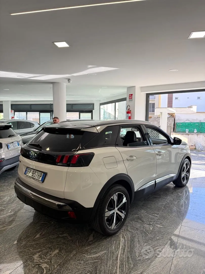 Peugeot 3008 2018 photo 4
